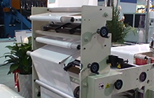 Máquina de fabricación de bolsas de sellado inferior y sellado lateral para películas de HDPE, LDPE, PP y OPP
