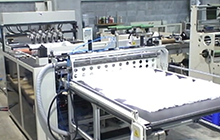 M&aacute;quina de fabricaci&oacute;n de bolsas de alta velocidad de l&iacute;neas m&uacute;ltiples y multil&iacute;neas con dispositivo de corte en caliente